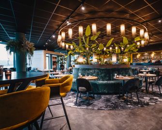 Flonk Hotel Groningen Zuid, BW Signature Collection - Groninga - Restaurante