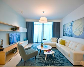 Springfield Suites - Seef - Living room