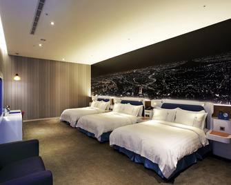 Airline Inn Green Park Way - Taichung