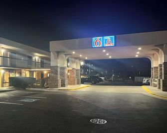 Motel 6 Stafford Va Quantico - Stafford - Edifício