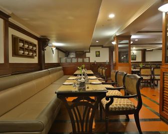 Paray Residency - Kotamangalam - Restaurant