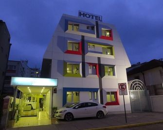 Hotel Ágora - וינה דל מר - בניין