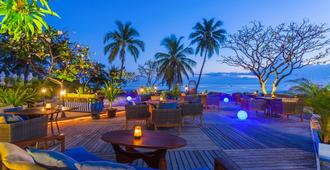 Centara Grand Beach Resort & Villas Hua Hin - הוא הין - מסעדה