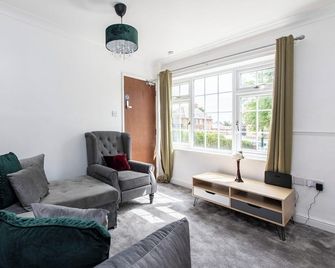 Circleway Homes - Aspley - Nottingham - Living room