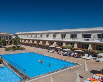 Apartamentos Charco del Conde - Valle Gran Rey - Pileta