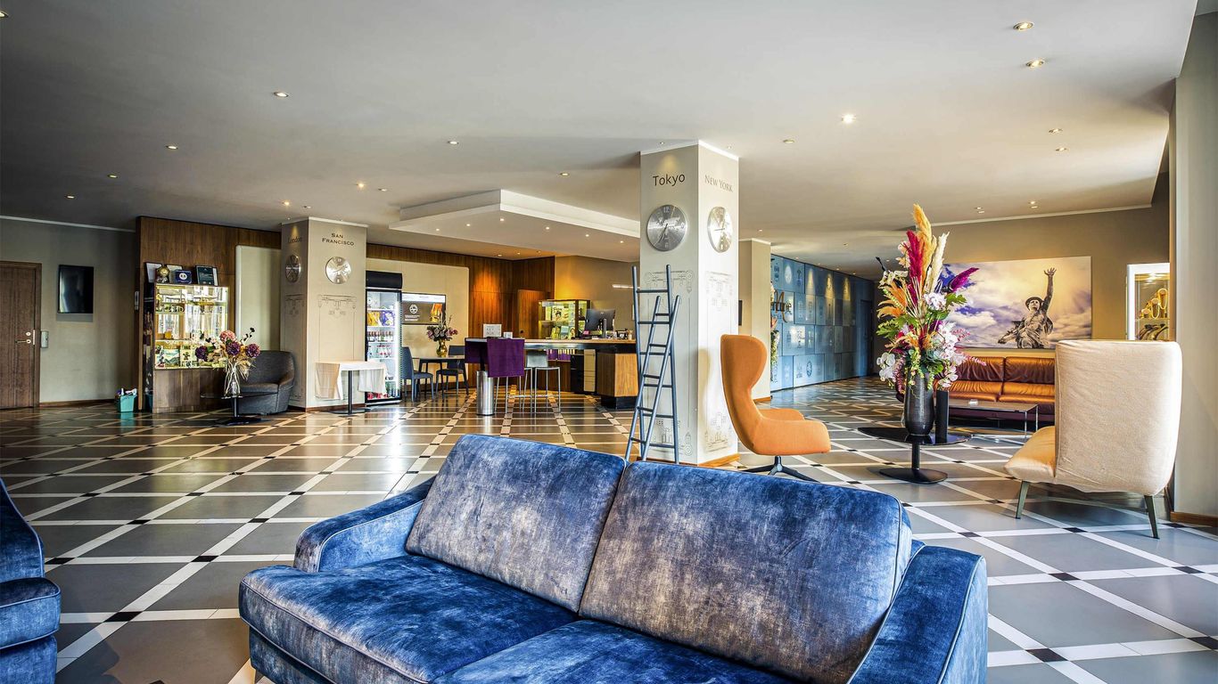 ميركيور ريغا سنتر