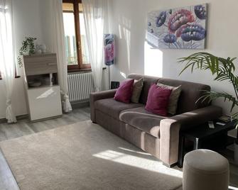 Lidia's Home - In The Heart Of Bellagio - Bellagio - Living room