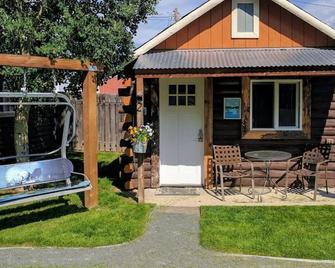 Stay Twin Lakes Cabin 2 - Twin Lakes (Lake County) - Patio