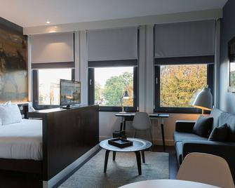 B-aparthotel Kennedy - The Hague - Living room