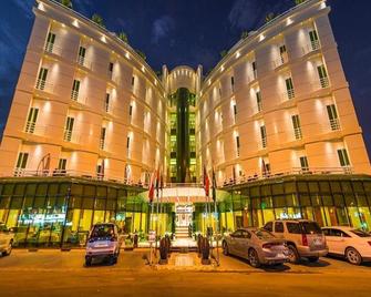 Aronani Hotel - Ha'il - Building
