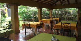 Trapp Family Country Inn - Alajuela