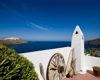 Arhitektoniki Studios - Livadia - Balcony