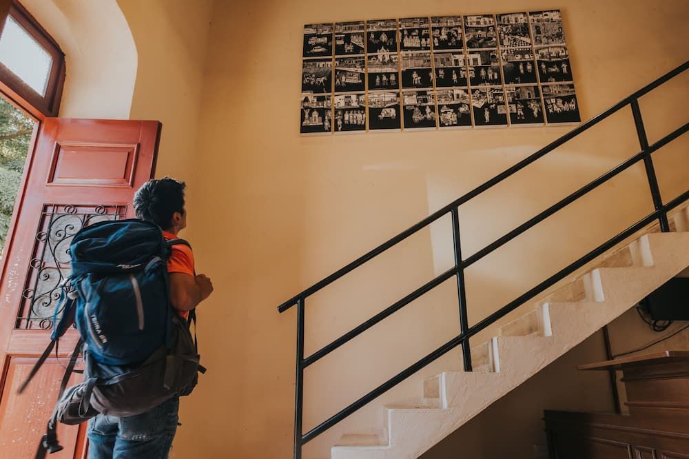 Barrio Vivo Hostel! Great Vibes And Great People - מרידה - מדרגות