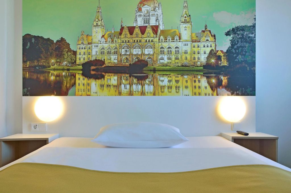 بي آند بي هوتول هانوفر نورد - هانوفر - غرفة نوم