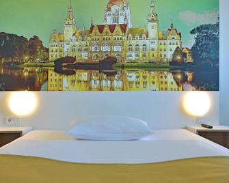 بي آند بي هوتول هانوفر نورد - هانوفر - غرفة نوم