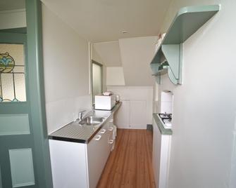 Ballarat Station Apartments - Ballarat - Kitchen
