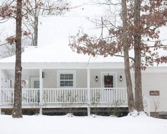 Mtn Cabin Lake Hottub | Kayak | Fish | Atvtrls - Mena - Building