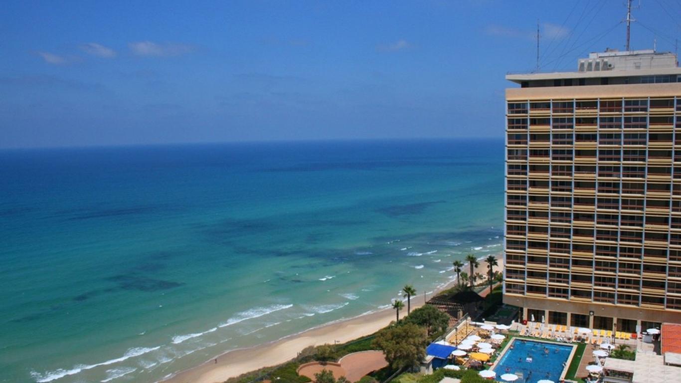 ذا سيزونز أون ذا سي