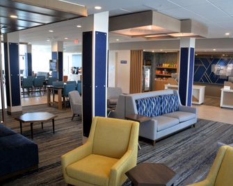 Holiday Inn Express & Suites Cabot By IHG - Cabot - Lounge