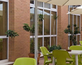 Albergue Inturjoven Sevilla - Siviglia - Patio