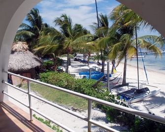 Caribbean Villas Hotel - San Pedro Town