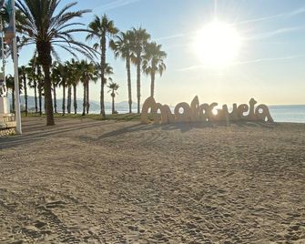 Hostal Moscatel - Málaga - Beach