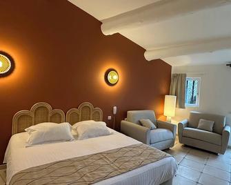 Mas des Romarins, The Originals Relais - Gordes - Bedroom