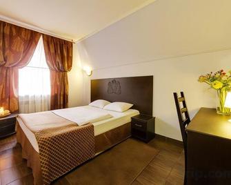 Villa Rossa - Rostov sul Don - Camera da letto