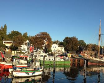 Your cottage by the Sea, 150 meters from the Water - Heikendorf - Außenansicht