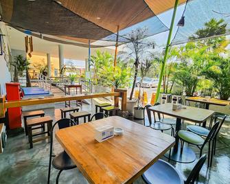 Pop! Hotel Kelapa Gading Jakarta - ג'קרטה - מסעדה