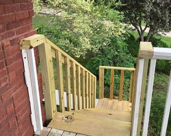 Patsy Cline Fan Room - Camden - Balcony