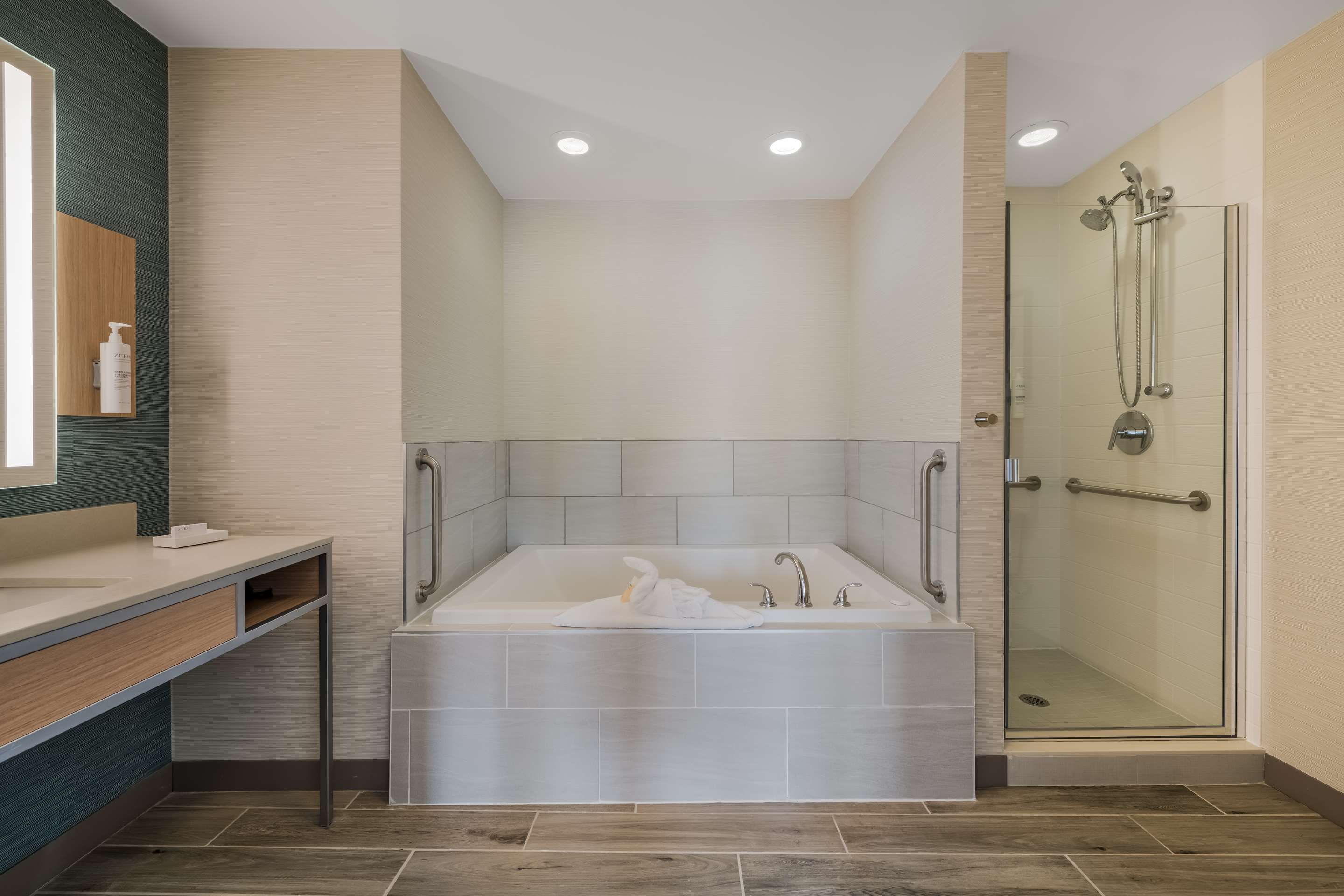 Bathroom view of Hilton Garden Inn Rockford