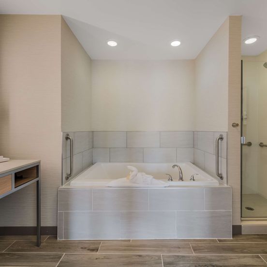 Bathroom view of Hilton Garden Inn Rockford