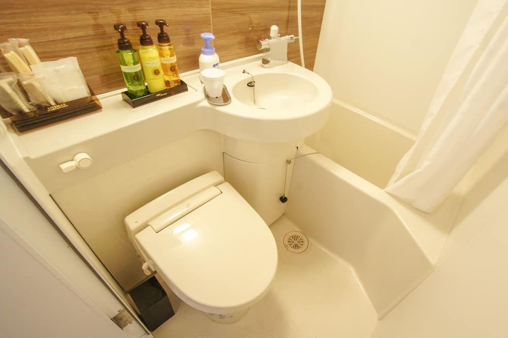 Hotel Livemax Sagamihara Ekimae - Sagamihara - Bad