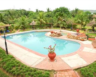 Afrikiko River Front Resort - Akosombo - Pool
