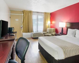 Econo Lodge Marion I-81 - Marion - Bedroom