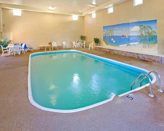 Americas Best Value Inn - Ullin - Piscina