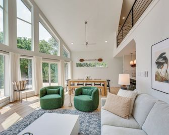 Dock and Fire Pit Cedar Creek Lakefront Retreat! - Malakoff - Sala de estar