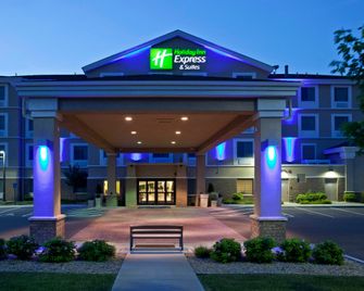 Holiday Inn Express & Suites Rogers - Rogers - Building