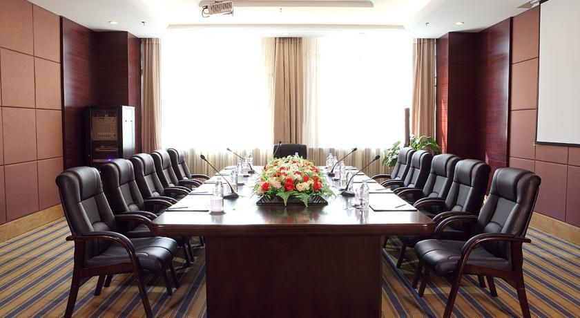 Inner Mongolia Xingtai Phoenix Hotel - هوهيهوت - قاعة الاجتماعات