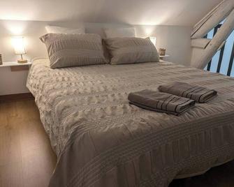 Le Bangorcoon Duplex Véro - Montereau-Fault-Yonne - Habitación