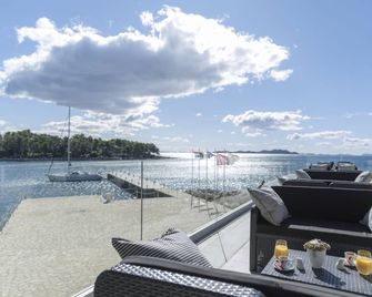 Crvena Luka Resort - Biograd na Moru