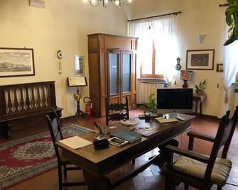 B&B L'Agnolo Di Caroti Cinzia - Montepulciano - Comedor