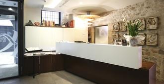 Hotel Museu Llegendes de Girona - Gerona - Recepción