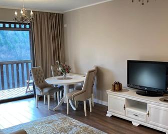 Apartmentsbnb828 - Brașov - Sală de mese