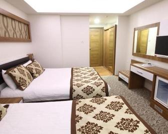 Afyon Grand Ari Hotel - Afyon - Bedroom