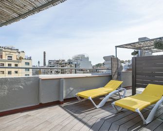 Stay Together Barcelona Apartments - Barcelona - Balcony