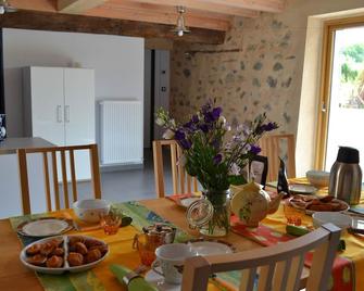 Les Galaines - Abzac - Dining room