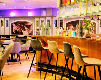 Leonardo Hotel Mannheim City Center - Mannheim - Bar