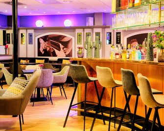 Leonardo Hotel Mannheim City Center - Mannheim - Bar